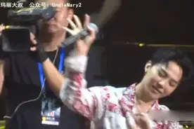 BigBang权志龙饭们，来看看你们的爱豆多喜欢兰花指图片