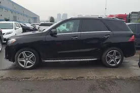 奔驰GLE400不是特别张扬 美规加版港口全是现车图片