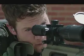 巴雷特一枪打爆一辆汽车~