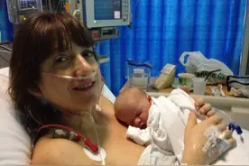 妈妈剖腹产大出血，来自全国各地的33人献血救了她一命！图片