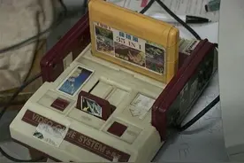 暴露年龄的“掌上游戏机”，当今的孩子们都不懂图片