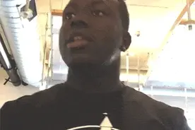 抽烟就该这么抽！看着就过瘾。。。图片