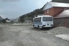 段子：没事，试一试又不要钱。图片