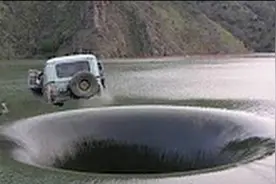 十大恐怖地陷，瞬间吞噬一切！图片