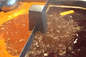 南宁人小心！“服务有毒”的海底捞火锅要来了！图片