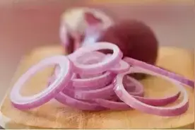 护照上失效的签证可以撕下来吗？| 暴走问不倒图片