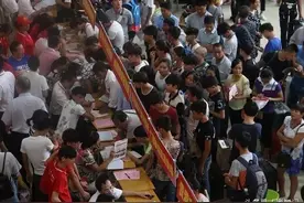 广西中职招生形势一片大好   中职学校频频“爆仓”图片