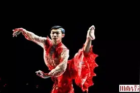 《十面埋伏》西安上演 泸州小伙弥补张国荣之妖娆图片