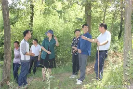 曲靖市卫计委到富源县凤鸣村督导挂钩扶贫工作图片