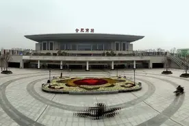 合肥南站北广场地下车库专用通道设落客区 下客更方便图片