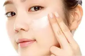 闺蜜用了最近很火的素颜霜，她这样跟我说...图片