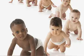 宝宝学走路，切莫操之过急!图片