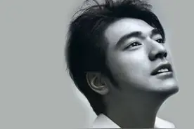 年过四十还不结婚的八大男星，最后一位真的喜欢同性？图片