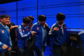 天才ADC——UZI，多少人因他而受伤！图片