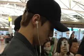 EXO前往夏威夷度假 吴世勋机场照秒杀 朴灿烈高兴挥手图片