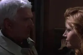 婊姐蛋疼图：不用两三斤的飘柔还不敢上台开唱了图片