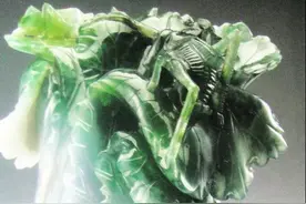 女儿嫁皇帝，父亲用一颗雕有蝈蝈的玉白菜作嫁妆，想表达什么？图片