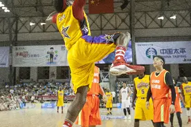 美国哈林篮球中国巡演首站长春上演图片