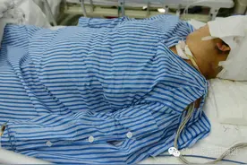 周末推荐护士小发明：这件病员服，打针不用挽袖子！图片