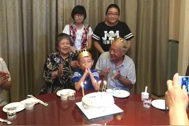 楠妈育儿之----小小男子汉的担当图片