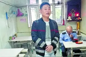 道里面馆一男子突然刀刺顾客，称"今天要弄死个人"！｜飞达的哥救了大家图片