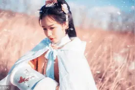 小说：丑女和神兽缔结契约，全身经脉被打通，两天后变得倾国倾城图片