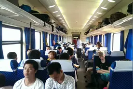 为什么冬天这么冷，火车上还要开空调呢？看完解开多年疑惑视频封面