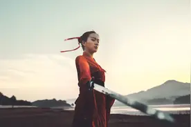 小说：小伙是家族大少，却被贬成奴隶，不得不忍辱负重图片