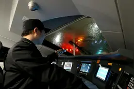 想要当一名高铁司机，在大学要学习什么专业呢？视频封面