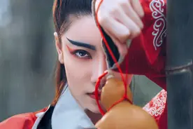 小说：对付他们，何须最强，我只要，一拳图片