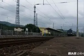 长沙-南宁通过六景站视频封面