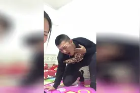 老婆恶搞老公，竟让老公唱这首歌曲，结局也是醉了