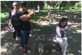 赵晓梅录制公益短片 反季节拍摄被赞敬业图片