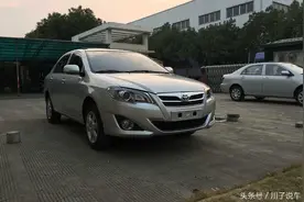 七万就能买到丰田这款开不坏的紧凑型车，曾经比朗逸还牛！图片