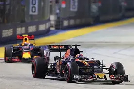 大红牛无需指令相助 凭实力超越战斗民族图片