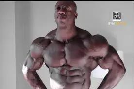 震撼！新晋奥赛健美冠军-Shawn Rhoden，成功的背后是多少的付出视频封面