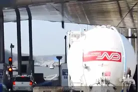 中国唯一不收高速过路费的省，车主却联名抗议：求你别免费了！视频封面