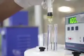 你知道1升汽油的重量是几公斤呢，92和95号汽油能混合用吗