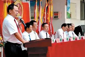 建水实验中学表彰优秀教师图片