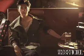 鹿晗当封面 杂志1秒卖出2万本图片