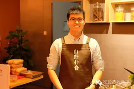 这家餐厅的菜单朴素得只有几页纸，但每样食材的来源都可追溯！图片