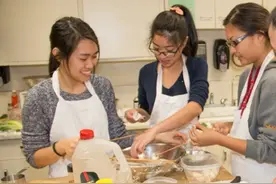 洛杉矶华裔学生积极响应全美“学校午餐计划”图片