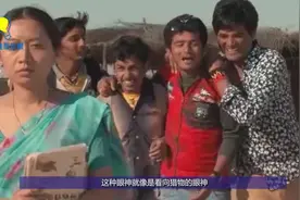 印度男人的眼神让人发怵，导游劝告：不怕怀孕就去坐公交视频封面