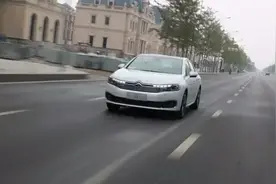 空间比宝马3大，操控不输迈腾，试了C6让人魂牵梦绕图片