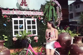 泰国旅游自由行，被游客当人妖求合照图片