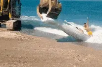 挖掘机的新玩法，好想试试图片