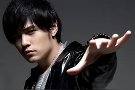 周杰伦到底有多牛？听听四大天王，乐坛大佬怎么评价的图片