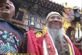 画家杨彦举办盛大的清式皇家婚礼迎娶非洲新娘艾达