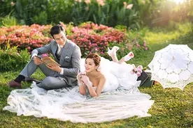 广州婚纱摄影：礼服的类型有哪些图片