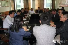 麻城检察院对新聘人民监督员进行业务培训图片